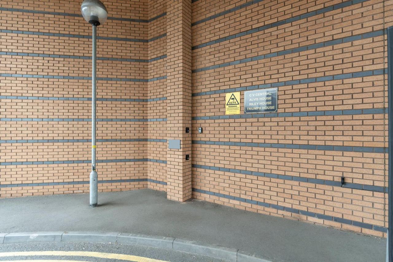 Riley House Spacious City Apartment Coventry Esterno foto